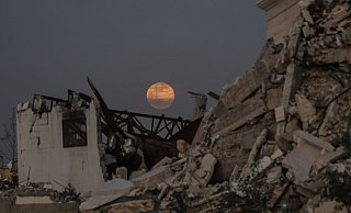 Der Krieg in Gaza geht auch zu Weihnachten weiter. (Archivbild) - Ali Hamad/APA Images via ZUMA Press Wire/dpa Der Krieg in Gaza geht auch zu Weihnachten weiter. (Archivbild) - Ali Hamad/APA Images via ZUMA Press Wire/dpa