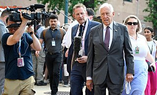 Das Treffen der Demokraten wird von großem Medieninteresse begleitet. - John McDonnell/AP/dpa Das Treffen der Demokraten wird von großem Medieninteresse begleitet. - John McDonnell/AP/dpa