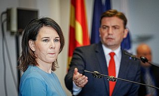 Außenministerin Annalena Baerbock bei ihrem Besuch in Nordmazedonien. - Kay Nietfeld/dpa Außenministerin Annalena Baerbock bei ihrem Besuch in Nordmazedonien. - Kay Nietfeld/dpa