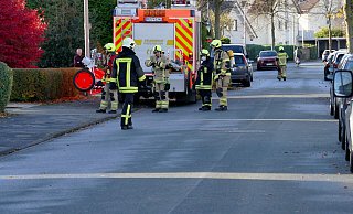 Zu einem Gasaustritt im Freien war die Feuerwehr in die Delpstraße gerufen worden. Vermutlich war dort eine Gasleitung undicht geworden. - Ralph Meyer Zu einem Gasaustritt im Freien war die Feuerwehr in die Delpstraße gerufen worden. Vermutlich war dort eine Gasleitung undicht geworden. - Ralph Meyer