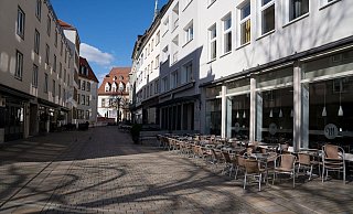 Das gesellschaftliche Leben in Bielefeld kommt seit zwei Wochen nahezu zum Erliegen. - Christian Mathiesen Das gesellschaftliche Leben in Bielefeld kommt seit zwei Wochen nahezu zum Erliegen. - Christian Mathiesen