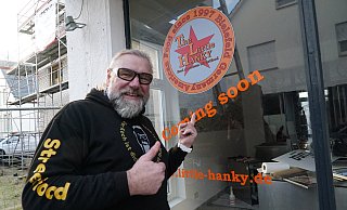 Maik Dreisvogt eröffnet im Februar an der Berliner Straße in Rheda das „Little Hanky". - Christian Geisler Maik Dreisvogt eröffnet im Februar an der Berliner Straße in Rheda das „Little Hanky". - Christian Geisler