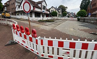 Die Lübbecker Straße bleibt bis Mitte September voll gesperrt. - Dirk Windmöller Die Lübbecker Straße bleibt bis Mitte September voll gesperrt. - Dirk Windmöller