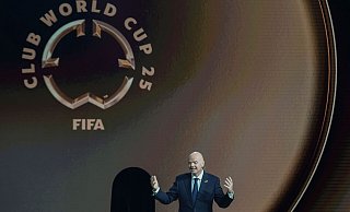 Club-WM: FIFA-Präsident Gianni Infantino spricht während der Auslosung für das Großevent. - Rebecca Blackwell/AP/dpa Club-WM: FIFA-Präsident Gianni Infantino spricht während der Auslosung für das Großevent. - Rebecca Blackwell/AP/dpa