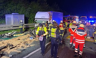 Die A 2 musste voll gesperrt werden. - Foto: Christian Mathiesen Die A 2 musste voll gesperrt werden. - Foto: Christian Mathiesen