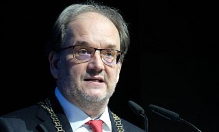 Bürgermeister Matthias Trepper scheint entschlossen zu sein, sein Wahlversprechen umzusetzen. - Andreas Frücht Bürgermeister Matthias Trepper scheint entschlossen zu sein, sein Wahlversprechen umzusetzen. - Andreas Frücht