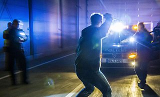 71 Körperverletzungen, 61 Nötigungen und 54 Raubtaten mit Messer: Die Bilanz 2024 erschreckt. - picture alliance / imageBROKER 71 Körperverletzungen, 61 Nötigungen und 54 Raubtaten mit Messer: Die Bilanz 2024 erschreckt. - picture alliance / imageBROKER