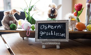 An den gesetzlichen Feiertagen über Ostern sind Geschäfte ohnehin geschlossen. - picture alliance / Fotostand An den gesetzlichen Feiertagen über Ostern sind Geschäfte ohnehin geschlossen. - picture alliance / Fotostand