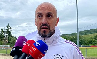 Lobt die Bedingungen vor Ort: Antonio Di Salvo am guten Trainingsplatz. - Christian Kunz/dpa Lobt die Bedingungen vor Ort: Antonio Di Salvo am guten Trainingsplatz. - Christian Kunz/dpa