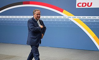Wer kommt, wenn er geht? CDU-Chef Armin Laschet will die personelle Neuaufstellung in der Union moderieren. - Foto: Michael Kappeler/dpa Wer kommt, wenn er geht? CDU-Chef Armin Laschet will die personelle Neuaufstellung in der Union moderieren. - Foto: Michael Kappeler/dpa