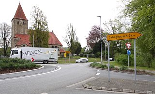 Auch der Kreisverkehr an der Eilshauser Kirche erhält eine neue Fahrbahndecke. - Björn Kenter Auch der Kreisverkehr an der Eilshauser Kirche erhält eine neue Fahrbahndecke. - Björn Kenter