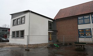 Der Anbau an der Lippe-Grundschule in Boke ist fertiggestellt, in Kürze folgen auch die Außenanlagen. - Uwe Müller Der Anbau an der Lippe-Grundschule in Boke ist fertiggestellt, in Kürze folgen auch die Außenanlagen. - Uwe Müller