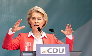 EU-Kommissionspräsidentin Ursula von der Leyen kritisiert die AfD erneut scharf. - Michael Matthey/dpa EU-Kommissionspräsidentin Ursula von der Leyen kritisiert die AfD erneut scharf. - Michael Matthey/dpa