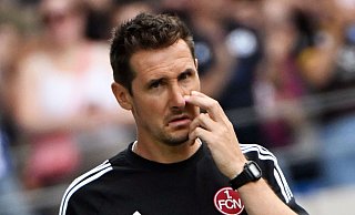 Trainer Miroslav Klose muss künftig auf Julain Kania verzichten. - Uli Deck/dpa Trainer Miroslav Klose muss künftig auf Julain Kania verzichten. - Uli Deck/dpa