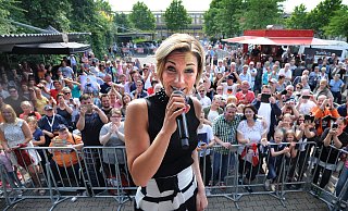 Anna Maria Zimmermann hat in der Region viele Fans. Sie singt auch im Ilweder Wäldchen. - Andreas Fruecht Anna Maria Zimmermann hat in der Region viele Fans. Sie singt auch im Ilweder Wäldchen. - Andreas Fruecht