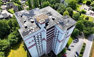 Das Hochhaus in Spradow hat 70 Eigentumswohnungen und wurde 1973 fertiggestellt. Die anfänglichen Probleme haben die Bewohner zusammengeschweißt, wie Hausverwalter Peter Tüch sagt. - Gerald Dunkel Das Hochhaus in Spradow hat 70 Eigentumswohnungen und wurde 1973 fertiggestellt. Die anfänglichen Probleme haben die Bewohner zusammengeschweißt, wie Hausverwalter Peter Tüch sagt. - Gerald Dunkel