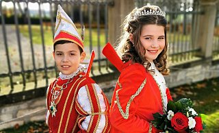 Fürstenberger Nachwuchsregenten sind Antonia I. Dridiger und Adrian I. Fertich als das Kinderprinzenpaar des FCC. - FCC Fürstenberger Nachwuchsregenten sind Antonia I. Dridiger und Adrian I. Fertich als das Kinderprinzenpaar des FCC. - FCC