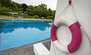 Bald erst mal wieder geschlossen: Das Paderborner Rolandsbad. - Niklas Tüns Bald erst mal wieder geschlossen: Das Paderborner Rolandsbad. - Niklas Tüns