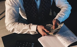 Ein Bielefelder Rechtsanwalt prellte seine eigenen Mandanten. - Symbolbild: Pexels Ein Bielefelder Rechtsanwalt prellte seine eigenen Mandanten. - Symbolbild: Pexels