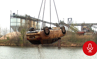 Die Leiche von Karsten Gieseking wurde gemeinsam mit diesem Audi A4 im Flussbett der Weser gefunden. - Silke Schmidt / MT Die Leiche von Karsten Gieseking wurde gemeinsam mit diesem Audi A4 im Flussbett der Weser gefunden. - Silke Schmidt / MT