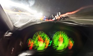 Völlig fahruntauglich wollte der 26-Jährige noch bis nach Harsewinkel kommen, dabei fuhr er mit Tempo 30 über den OWD. - Symbolfoto: picture alliance Völlig fahruntauglich wollte der 26-Jährige noch bis nach Harsewinkel kommen, dabei fuhr er mit Tempo 30 über den OWD. - Symbolfoto: picture alliance