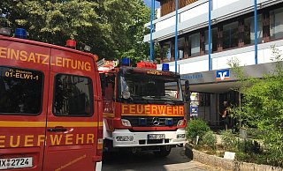 Das Feuer bei der Volksbank konnte schnell gelöscht werden. - Feuerwehr Steinheim Das Feuer bei der Volksbank konnte schnell gelöscht werden. - Feuerwehr Steinheim