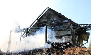 Die Feuerwehr war mit Kräften aus dem gesamten Stadtgebiet Nieheim sowie aus Steinheim und Brakel im Einsatz. - David Schellenberg Die Feuerwehr war mit Kräften aus dem gesamten Stadtgebiet Nieheim sowie aus Steinheim und Brakel im Einsatz. - David Schellenberg