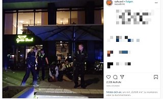 Auch das Café Exil hat das Video veröffentlicht und schreibt auf seiner Instagramseite von "Police Brutality". - Screenshot: Café Exil / Instagram Auch das Café Exil hat das Video veröffentlicht und schreibt auf seiner Instagramseite von "Police Brutality". - Screenshot: Café Exil / Instagram
