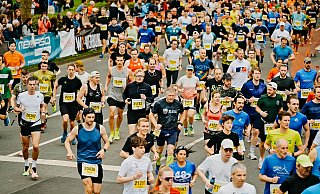Mit dem finalen Straßenlauf, dem Halbmarathon, endete der 76. Osterlauf am Karsamstag 2024 in Paderborn. - Besim Mazhiqi (Archiv) Mit dem finalen Straßenlauf, dem Halbmarathon, endete der 76. Osterlauf am Karsamstag 2024 in Paderborn. - Besim Mazhiqi (Archiv)