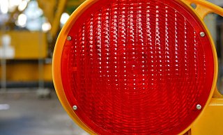 Wegen der Baustelle wird die Höchstgeschwindigkeit deutlich herabgesetzt. Am Freitag geht es los. - Symbolbild: Pixabay Wegen der Baustelle wird die Höchstgeschwindigkeit deutlich herabgesetzt. Am Freitag geht es los. - Symbolbild: Pixabay