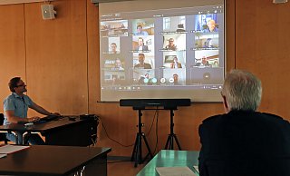 GoToMeeting kommt beim Austausch der Bürgermeister im Kreis Gütersloh zum Einsatz. - Kreis Gütersloh GoToMeeting kommt beim Austausch der Bürgermeister im Kreis Gütersloh zum Einsatz. - Kreis Gütersloh