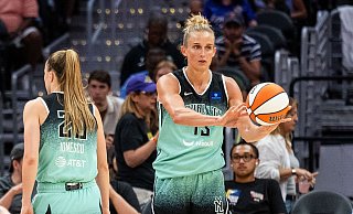 Leonie Fiebich steht mit New York Liberty in den Playoffs der WNBA. - Maximilian Haupt/dpa Leonie Fiebich steht mit New York Liberty in den Playoffs der WNBA. - Maximilian Haupt/dpa