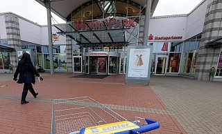 Auf dem Parkplatz des Werre-Parks in Bad Oeynhausen kommt es laut Polizei häufig zu Fahrerfluchten. - Thorsten Gödecker Auf dem Parkplatz des Werre-Parks in Bad Oeynhausen kommt es laut Polizei häufig zu Fahrerfluchten. - Thorsten Gödecker