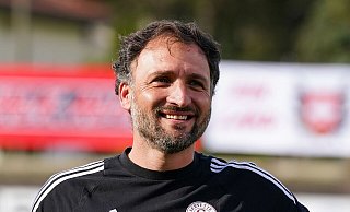 Jose Barcala wird neuer Trainer der Bayern-Fußballerinnen. - Daniela Porcelli/Just Pictures/dpa Jose Barcala wird neuer Trainer der Bayern-Fußballerinnen. - Daniela Porcelli/Just Pictures/dpa