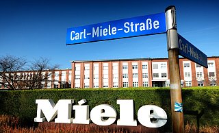 Der Markt mit den mobilen Luftfiltern entwickelt sich für Miele erfreulich. Jetzt liefert das Unternehmen mit Sitz in Gütersloh rund 1.500 Geräte in den Norden. - Andreas Frücht Der Markt mit den mobilen Luftfiltern entwickelt sich für Miele erfreulich. Jetzt liefert das Unternehmen mit Sitz in Gütersloh rund 1.500 Geräte in den Norden. - Andreas Frücht