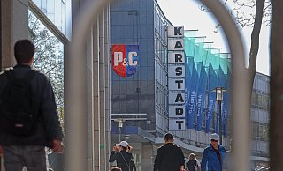Ab heute sind Karstadt, P&C und Co. wieder dabei – allerdings auf 800 Quadratmeter Fläche reduziert. - Sarah Jonek Ab heute sind Karstadt, P&C und Co. wieder dabei – allerdings auf 800 Quadratmeter Fläche reduziert. - Sarah Jonek