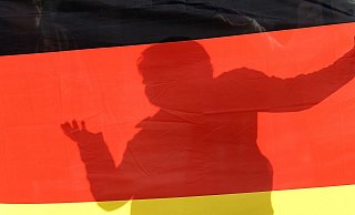 Wer sind die neuen Rechten, die sich seit dem Höhepunkt der Zuwanderung 2015 gegen Migration und Asylbewerber engagieren? Bielefelder Forscher wollen das jetzt herausfinden. - Symbolfoto: picture alliance Wer sind die neuen Rechten, die sich seit dem Höhepunkt der Zuwanderung 2015 gegen Migration und Asylbewerber engagieren? Bielefelder Forscher wollen das jetzt herausfinden. - Symbolfoto: picture alliance