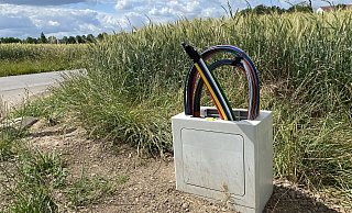 Damit auch die einsamen Straßenzüge mit nur wenigen Häusern in den Genuss eines schnellen Internets kommen, geht die Stadt eine neue Glasfaser-Kooperation ein. - Nicole Sielermann Damit auch die einsamen Straßenzüge mit nur wenigen Häusern in den Genuss eines schnellen Internets kommen, geht die Stadt eine neue Glasfaser-Kooperation ein. - Nicole Sielermann