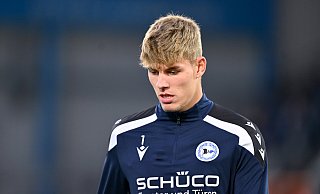 Julian Kania hat in der Rückrunde für Arminia noch kein Spiel von Beginn an bestritten. Zweimal kam er gar nicht zum Einsatz, dreimal wurde er eingewechselt. - Teresa Kroeger Julian Kania hat in der Rückrunde für Arminia noch kein Spiel von Beginn an bestritten. Zweimal kam er gar nicht zum Einsatz, dreimal wurde er eingewechselt. - Teresa Kroeger