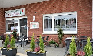 Am 21. August hat die Pizzeria "La Villetta" am Kastanienweg in Stukenbrock eröffnet. - Karin Prignitz Am 21. August hat die Pizzeria "La Villetta" am Kastanienweg in Stukenbrock eröffnet. - Karin Prignitz