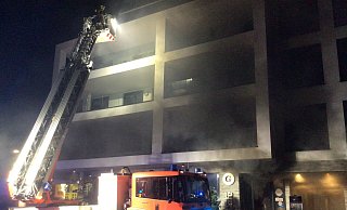 In einer Bäckerei-Filiale an der Nordstraße in Paderborn ist es in der Nacht zu Sonntag zu einem Brand gekommen. - Feuerwehr Paderborn In einer Bäckerei-Filiale an der Nordstraße in Paderborn ist es in der Nacht zu Sonntag zu einem Brand gekommen. - Feuerwehr Paderborn