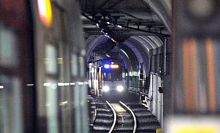 Die Polizei ermittelt derzeit wegen gefährlicher Sabotage-Aktionen an Bielefelds Stadtbahnen - mutmaßlich sind Serientäter am Werk. - Symbolbild/Archiv: NW Die Polizei ermittelt derzeit wegen gefährlicher Sabotage-Aktionen an Bielefelds Stadtbahnen - mutmaßlich sind Serientäter am Werk. - Symbolbild/Archiv: NW