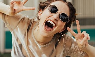 Grund zur Freude: Weil der Inzidenzwert immer weiter sinkt, steht Bielefeld vor Öffnungsstufe 1. - Symbolbild: Pixabay Grund zur Freude: Weil der Inzidenzwert immer weiter sinkt, steht Bielefeld vor Öffnungsstufe 1. - Symbolbild: Pixabay