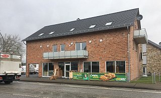 In diesem Wohn- und Geschäftshaus an der B 65 in Lübbecke eröffnet demnächst die Sandwich-Kette Subway ein Restaurant. - Sandra Spieker In diesem Wohn- und Geschäftshaus an der B 65 in Lübbecke eröffnet demnächst die Sandwich-Kette Subway ein Restaurant. - Sandra Spieker