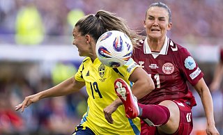 Dänemark und Katrine Veje hart bedrängt - Martial Trezzini/KEYSTONE/dpa Dänemark und Katrine Veje hart bedrängt - Martial Trezzini/KEYSTONE/dpa