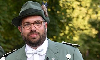 Kommandeur Thomas Wiesemann führt seit August 2019 die Schützengilde Höxter an. - Thomas Kube Kommandeur Thomas Wiesemann führt seit August 2019 die Schützengilde Höxter an. - Thomas Kube