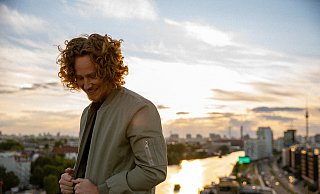 Der deutsche Singer-Songwriter Michael Schulte wird beim Open-Air-Festival BOA-Rocks im Kreis Paderborn auftreten. - Leo Müller-Klönne Der deutsche Singer-Songwriter Michael Schulte wird beim Open-Air-Festival BOA-Rocks im Kreis Paderborn auftreten. - Leo Müller-Klönne