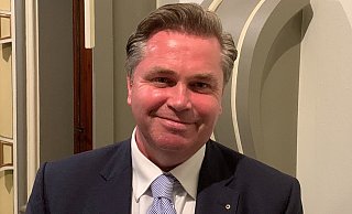 Zufriedener Wahlsieger: Tim Kähler freut sich im Herforder Rathaus, als das Endergebnis feststeht. - Frank-Michael Kiel-Steinkamp Zufriedener Wahlsieger: Tim Kähler freut sich im Herforder Rathaus, als das Endergebnis feststeht. - Frank-Michael Kiel-Steinkamp