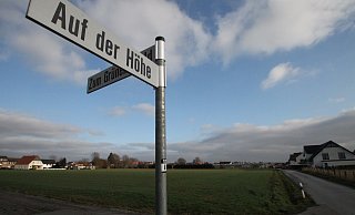 An der Straße „Auf der Höhe“ sind zwischen 23 und 32 Wohneinheiten vorgesehen, die unter den Aspekten des Klimaschutzes erstellt werden sollen. - Peter Steinert An der Straße „Auf der Höhe“ sind zwischen 23 und 32 Wohneinheiten vorgesehen, die unter den Aspekten des Klimaschutzes erstellt werden sollen. - Peter Steinert