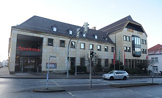 Die Hauptstelle der Sparkasse Minden-Lübbecke in Lübbecke. - Joern Spreen-Ledebur Die Hauptstelle der Sparkasse Minden-Lübbecke in Lübbecke. - Joern Spreen-Ledebur